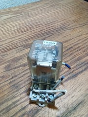 Potter & Brumfield KUEP-11D15-24 Relay W/P&B 27E893 Socket Base