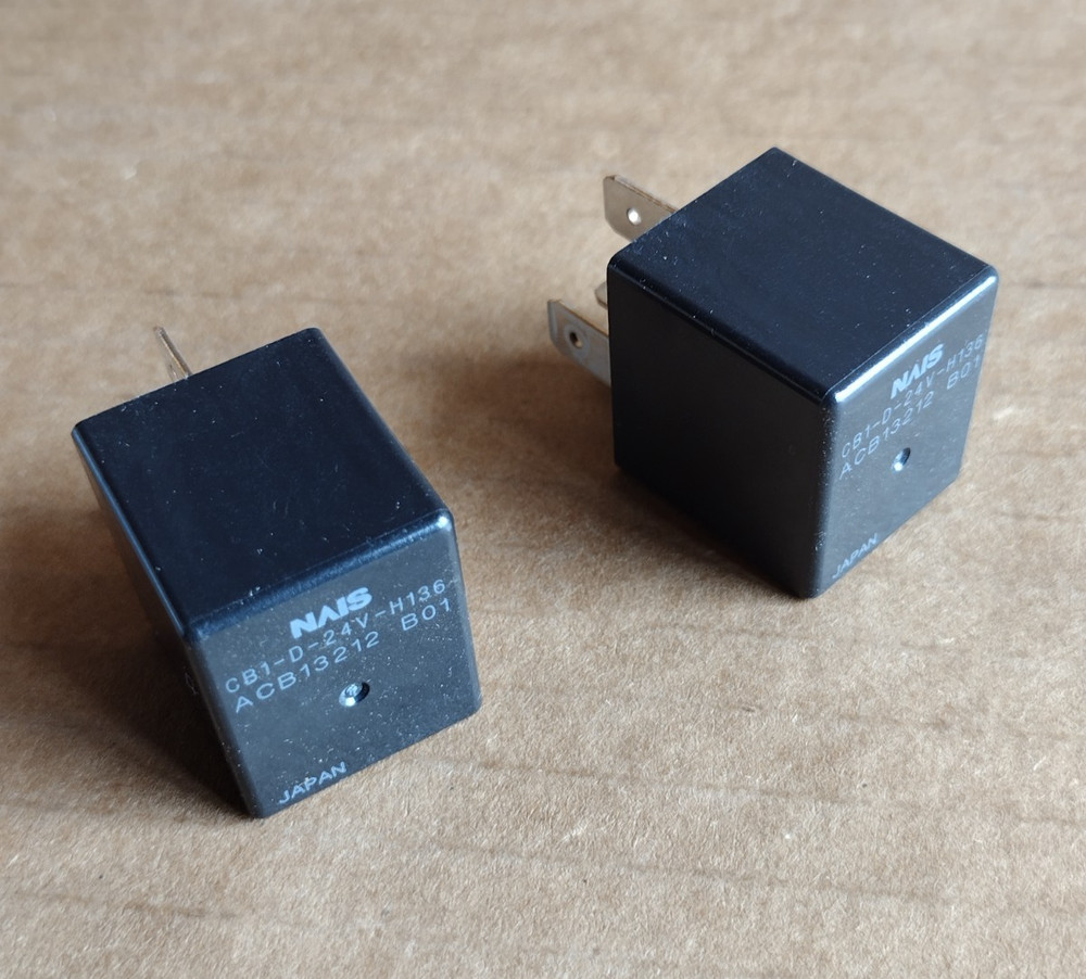 2 PK Panasonic Plug-In Automotive Relay, CB1-D-24V-H136 ACB13212 BO1