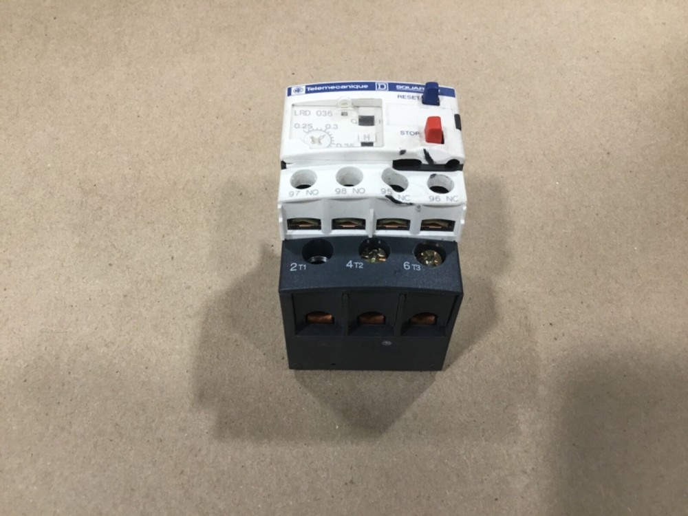 Telemecanique Square D LRD036 OVERLOAD RELAY 0.25-0.4A LRD 036 #28G51