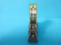 IDEC RH1B-U DC24V 61Z12 RELAY WITH BASE SH1B-05 10A 300V 92801 84913 USED