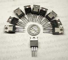10 3 PIN UA7812UC NOS POSITIVE VOLTAGE REGULATOR 112V BI-POLAR
