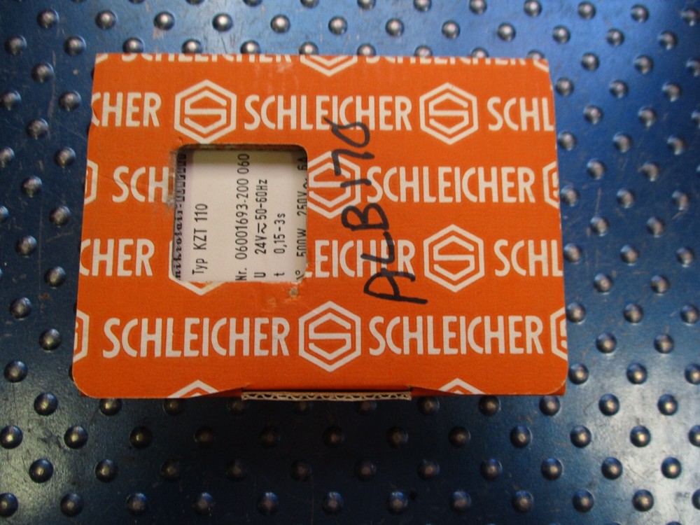 NEW SCHLEICHER RELAY 500W 250V 6A KZT 110