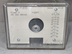 ABB RXMH 2 RK223 069-AS AUXILIARY RELAY 220V