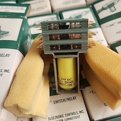 53x Lot T-bar Switch Relay New Old Deadstock 800 Series Gold Plated Aero Servers