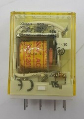 Idec RY2S-U 29407-M3 Relay Lot of 2