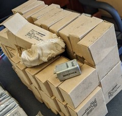 Relay, Reytheon, 271MT143P001, 28 VDC,115AC, 5000 OHMS, 5945-00-951-5037(1 pc)