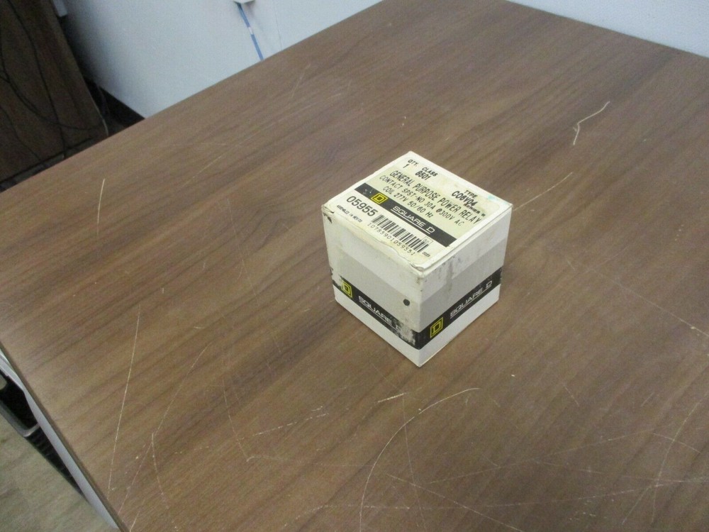 Square D Power Relay 8501 CO6V04 277V Coil New Surplus