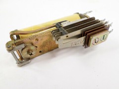 Mossman – Elliott 6418D25-251 (6418025-251) 3PST Relay Open Frame 1,000 Ohm Coil