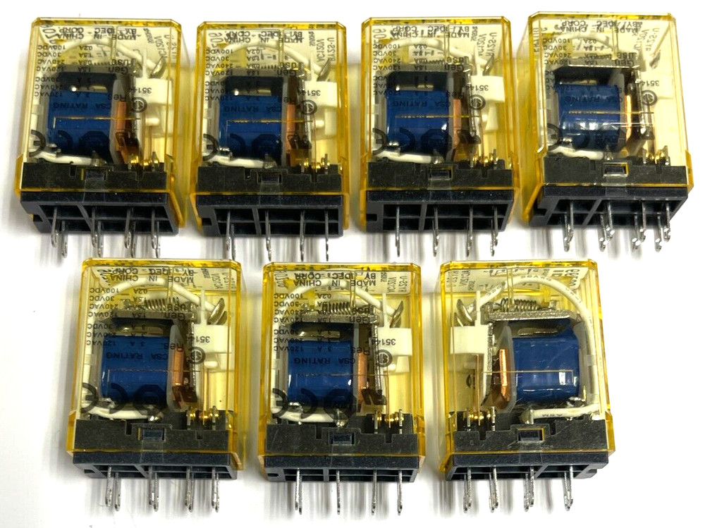 IDEC MINIATURE RELAY RY2S-U DPDT 3A 24VDC 120VAC 2 POLE **LOT OF 7**