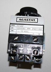 Agastat 7012AF Time Delay Relay 120V 60Hz 1-10 Min