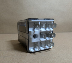 Allen-Bradley 700-HB33Z24 General Purpose Square Base Relay, 24V, 15A (New NB)