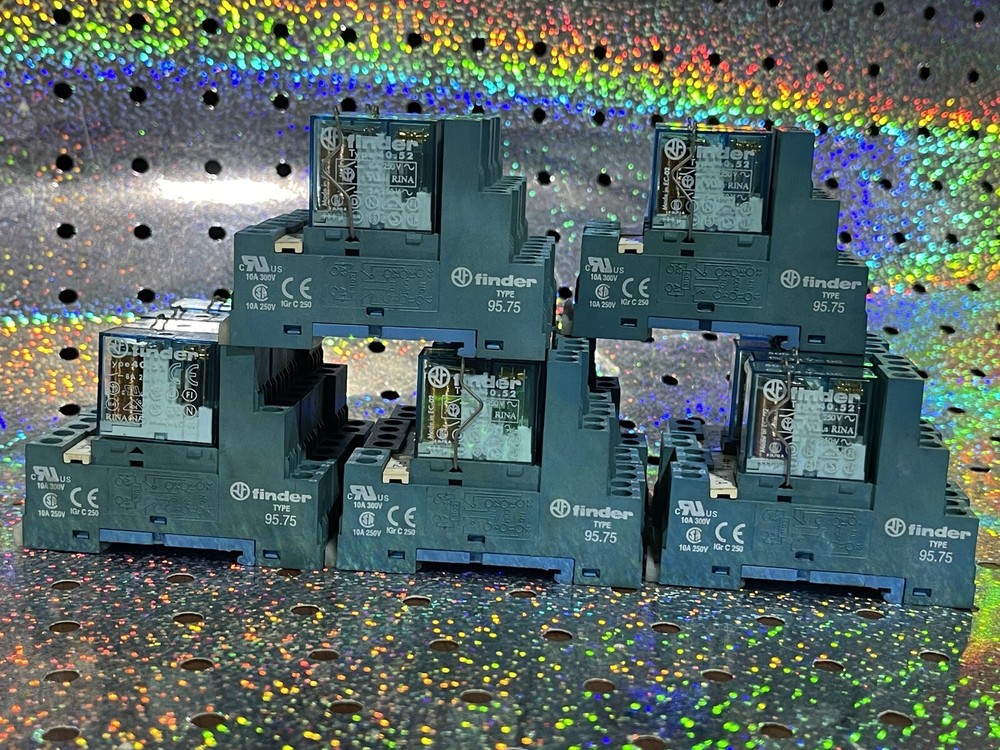 FINDER TYPE 40.52S 24VDC Power Relay with 95.75 Socket Lot