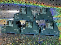 FINDER TYPE 40.52S 24VDC Power Relay with 95.75 Socket Lot