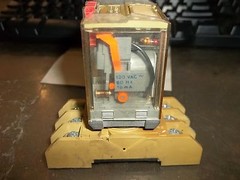 RELECO SERIES MR-C C3-A30 X RELAY W/ SOCKET BASE (DR3B1)