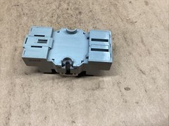 Square D 8501 NR82 Relay Base 15 Amp 300 V Ser. B 8501 #830I136
