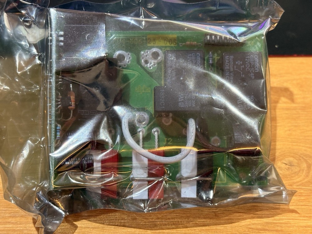 Alpha Technologies 704-606-23-005 Relay Power Control Board – Omron G8P-1C4P
