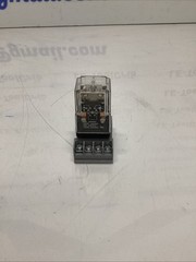 Potter & Brumfield / Tyco Electronics Relay KRPA-11AG-120 W/ Base L-564