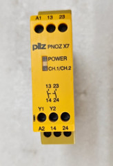 PILZ PNOZ X7 24VACDC 2n/0 774059 754965 Safety Relay Module
