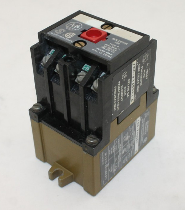 Allen-Bradley 700-PT400A1 + 700-P400A1 AC Relay with Pneumatic Time Delay Unit
