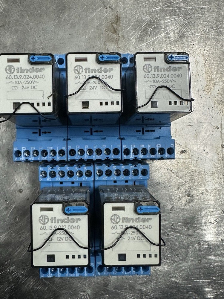 Finder 60.13 Plug-In Relay 24V DC 10A 4PDT 11-Pin w/ 90.03 Base Qty 5