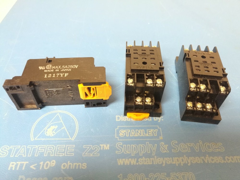 3 PCS – 11Pin 35mm PYF11A DIN Rail Mounted Relay Socket Base OMRON NEW