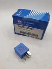 HYUNDAI ACCENT II 1.3 Power Relay Assemvly 952253B500 New OEM Part