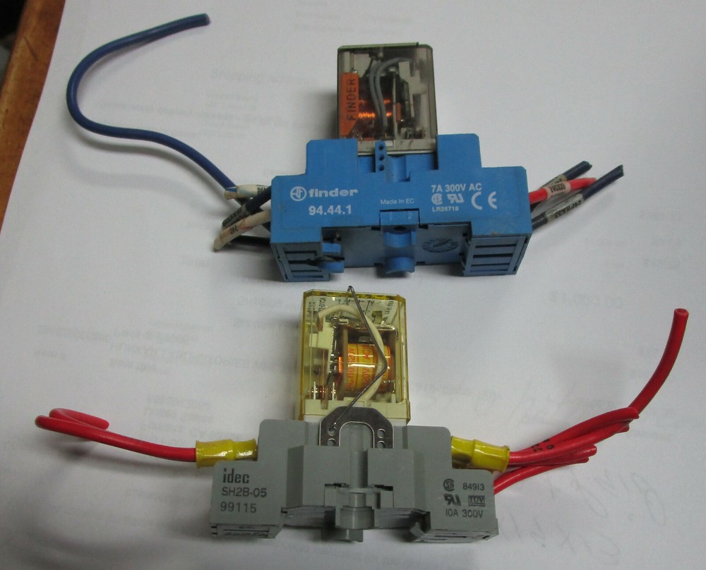 FINDER TYPE 55.34 Relay w/Base + Idec Relay AC110-120V + Base Used Cut Outs