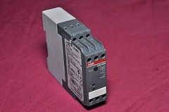ABB Cm-mss Thermistor Motor Protection Monitoring Relay 1svr430810r9300