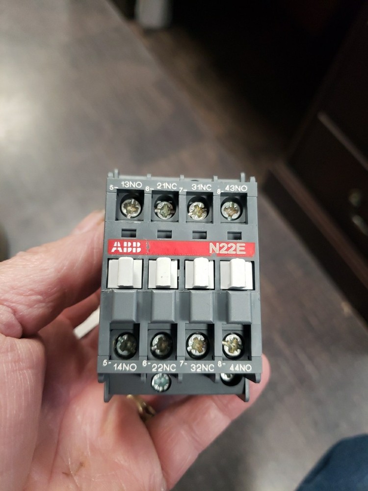 ABB N22E 110-120V Coil Contactor Relay With CAL5 Auxiliary Contact