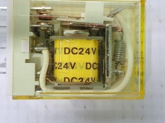 IDEC RH1B-U DC 24V RELAY 10A Box of 10