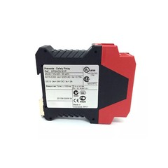 New SCHNEIDER XPSAC5121P , 1-Year Warranty !
