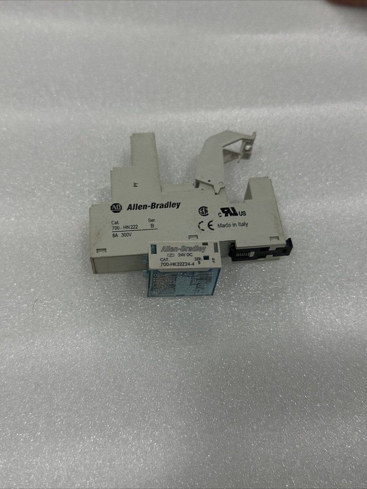 ALLEN BRADLEY 700HK32Z24-4SER B RELAY 24VDC WITH 700-HN222 SOCKET BASE 20PCS LOT