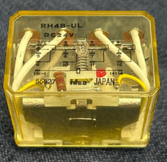 UNBRANDED RELAY RH4B-UL 14 PIN 24VDC LOT OF 2