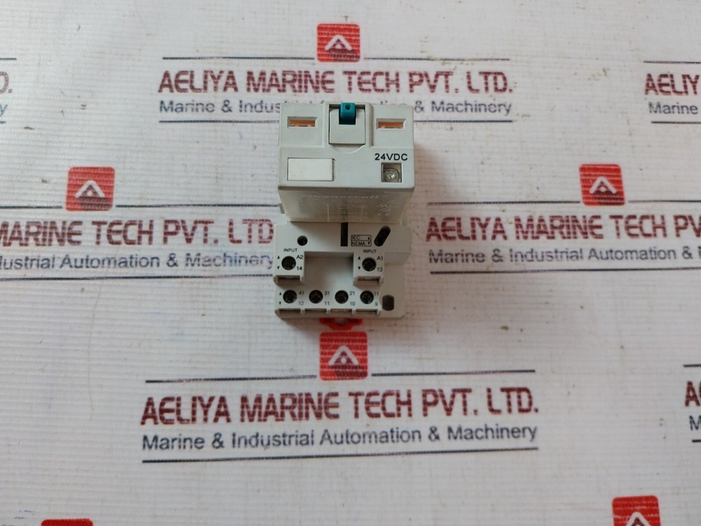 Magnecraft 70-784D14-1 Relay With Base 70-784D-1 24Vdc 10A-16A 300V
