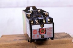 AB Allen-Bradley 700DC-PK400Z24 Control Relay