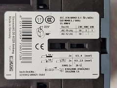 Siemens Sirius 3RH2122-2BB40 Contactor Relay 10A 240V AC / DC 24V – Used