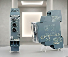 Schneider Electric RM17TA00 Zelio Control 3 Phase Phase Control Relay 208-480VAC