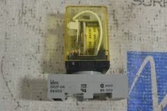 IDEC Cube Rlay RR2P-UL DC 24V 65Y14 with base SR2P-06 10A 300V