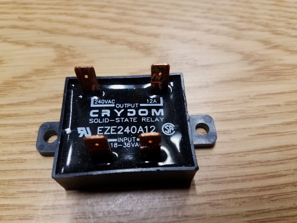 Crydom EZE240A12 Solid State Relay input 18-36v output 240v 12Amp Free Shipping