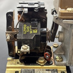 SQUARE D 9050 A0 10E SER. A LM PNEUMATIC TIMING RELAY