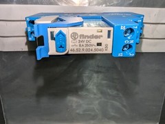 Finder Type 97.02 Socket Terminal with Finder 46.52.9.024.5040 24VDC Power Relay