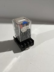 OMRON MKS2PIN RELAY On 0T08-PC Socket Base Single Phase Only