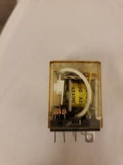 (1) Idec RH2B-UL DC12V Relay