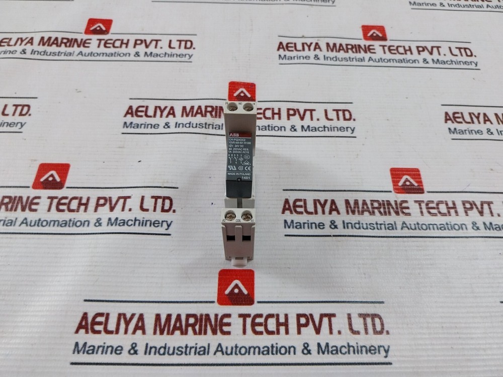 ABB CR-P024DC2 Pluggable Interface Relay With Socket CR-PLS 8A 250VAC