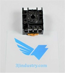 Lot of 10 – Socket relay – PF113A-E – OMRON Relay