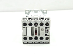 General Electric MCRC022ATD Auxiliary Contactor Relay MCRC022AT