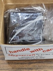 W76URCPCX-35 RELAY MAGNACRAFT 24VDC 8AMP @ 250VAC NEW IN BOX.
