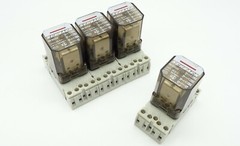 4x Socket Relay SCHRACK RN 301024 Plug-In Relay 24V DC 3W 5A 11-poo Socket Z345