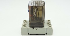 2x Socket Relay SCHRACK RN 301024 Plug-In Relay 24V DC 3W 5A 11-poil Socket Z345