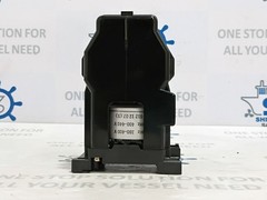 Fuji Electric SRC50-2U/X (3a3b) Auxiliary Relay Coil 380-400V 50hz 400-440V 60hz